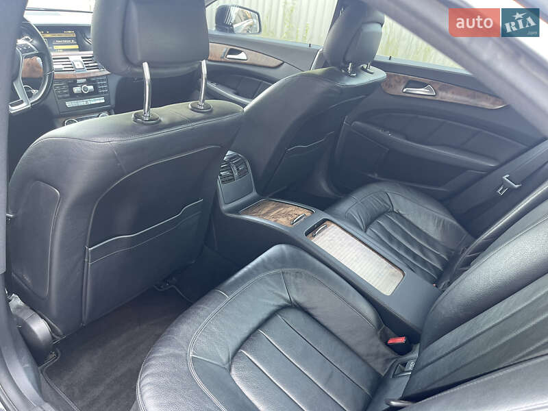 Седан Mercedes-Benz CLS-Class 2012 в Львове