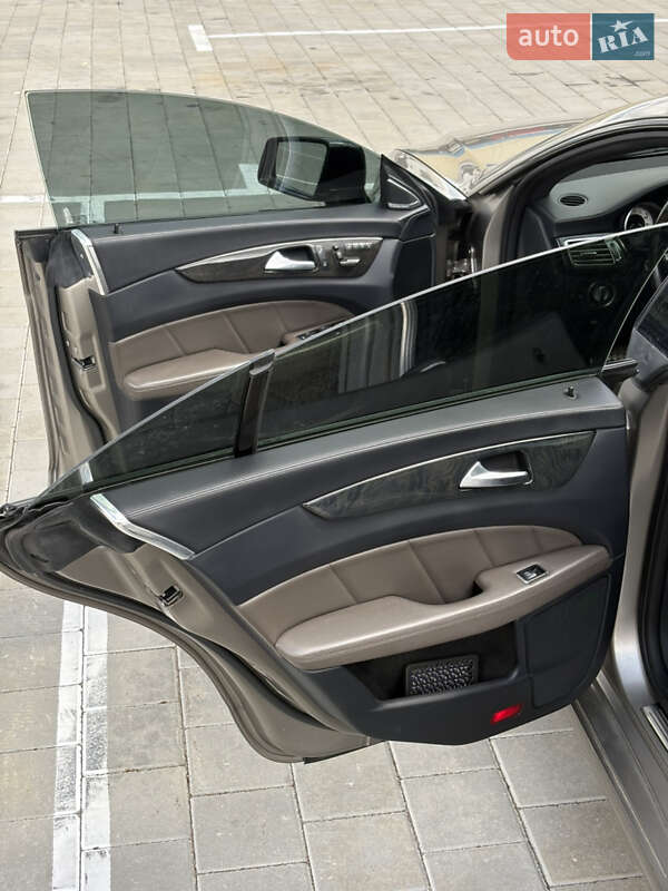 Седан Mercedes-Benz CLS-Class 2011 в Черкасах