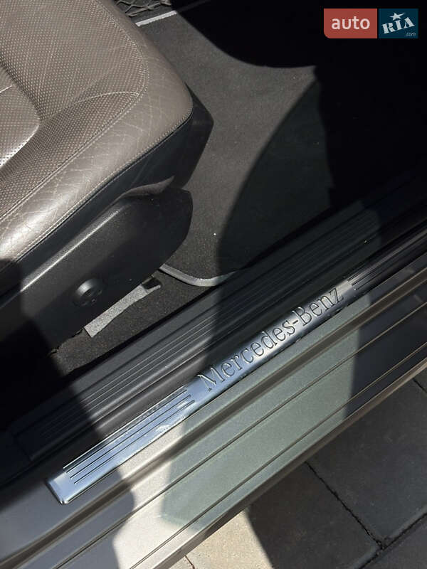 Седан Mercedes-Benz CLS-Class 2011 в Черкасах