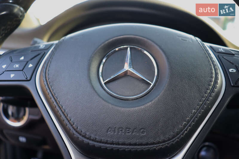 Седан Mercedes-Benz CLS-Class 2012 в Чернівцях
