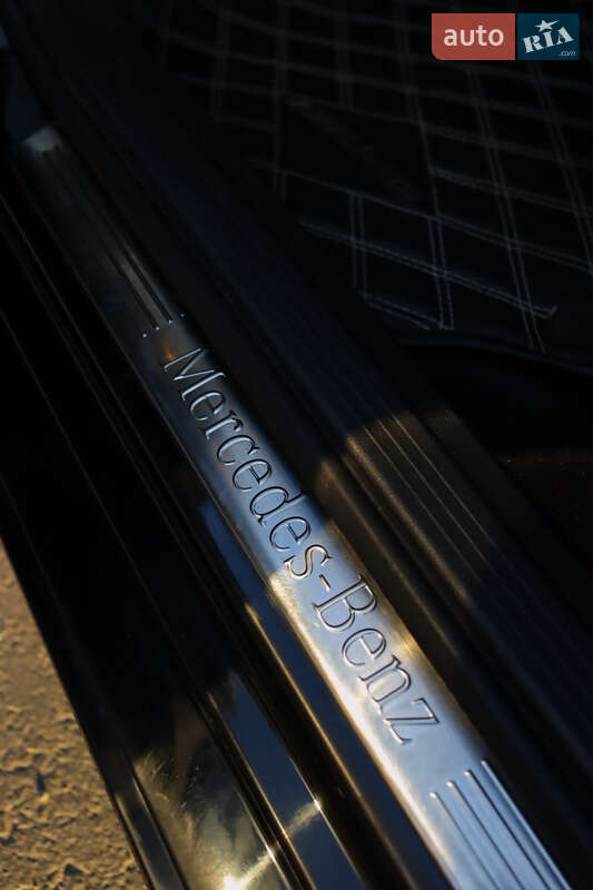 Седан Mercedes-Benz CLS-Class 2012 в Чернівцях