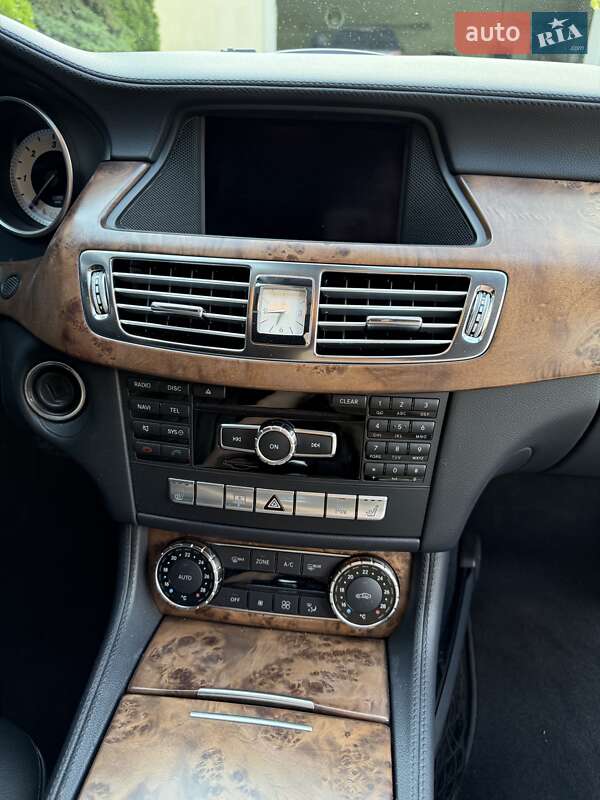Седан Mercedes-Benz CLS-Class 2012 в Києві