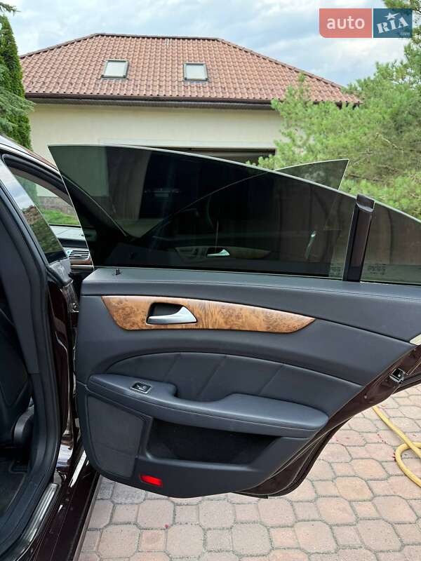 Седан Mercedes-Benz CLS-Class 2012 в Києві