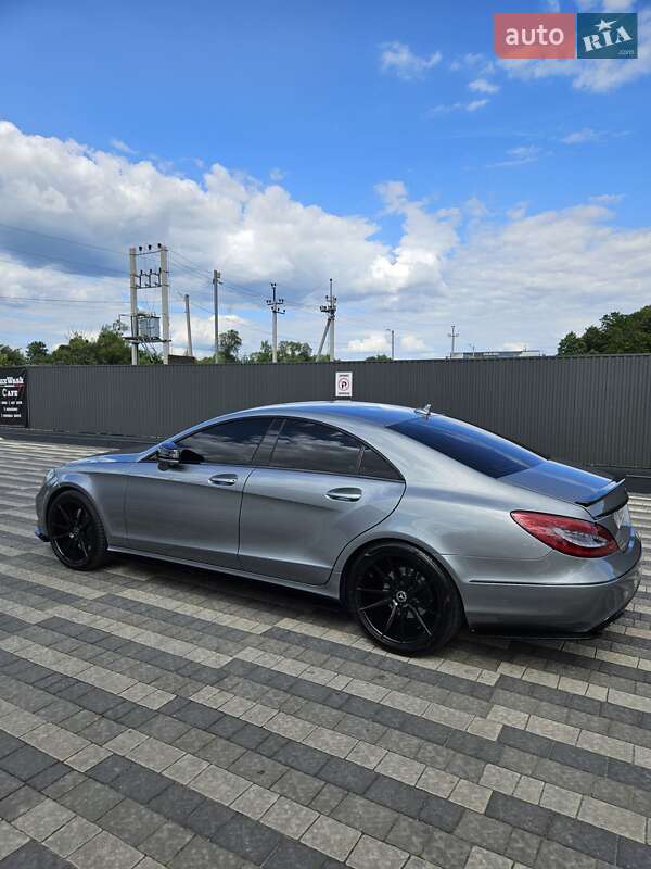 Седан Mercedes-Benz CLS-Class 2011 в Львове
