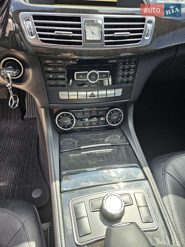 Седан Mercedes-Benz CLS-Class 2011 в Львове