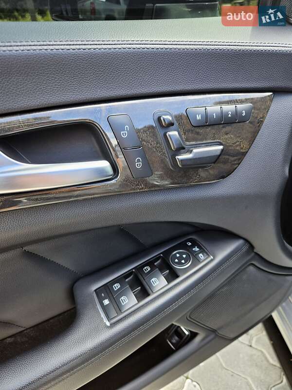 Седан Mercedes-Benz CLS-Class 2011 в Львове
