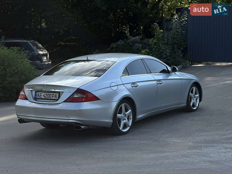 Mercedes-Benz CLS-Class 2005
