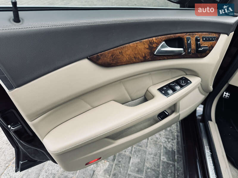 Седан Mercedes-Benz CLS-Class 2012 в Львове