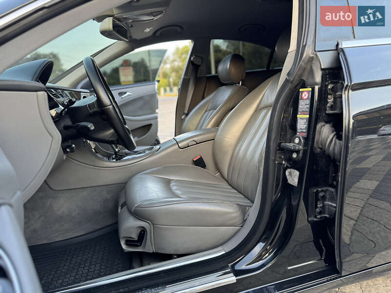 Купе Mercedes-Benz CLS-Class 2006 в Сваляві