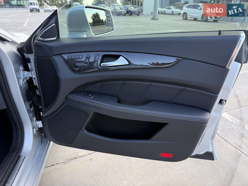Седан Mercedes-Benz CLS-Class 2012 в Києві фото 31 Седан Mercedes-Benz CLS-Class 2012 в Києві