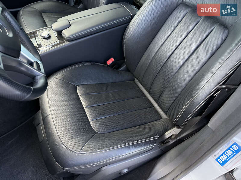 Седан Mercedes-Benz CLS-Class 2012 в Києві