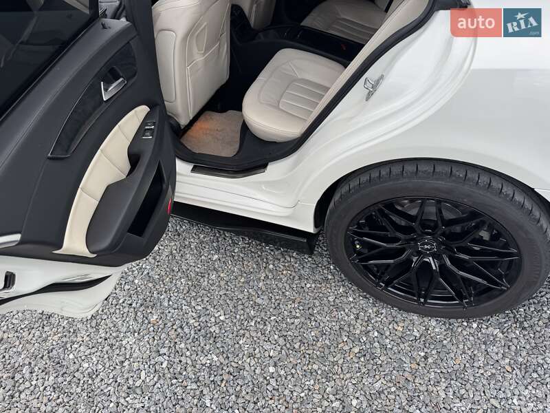 Седан Mercedes-Benz CLS-Class 2011 в Тернополе