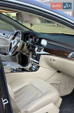 Седан Mercedes-Benz CLS-Class 2012 в 
