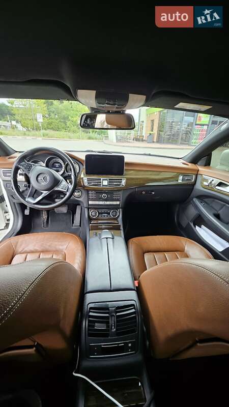 Седан Mercedes-Benz CLS-Class 2015 в 