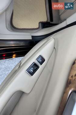 Седан Mercedes-Benz CLS-Class 2012 в 