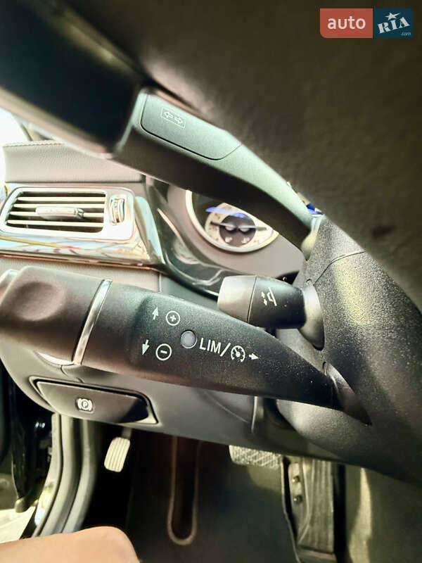 Седан Mercedes-Benz CLS-Class 2015 в Рівному