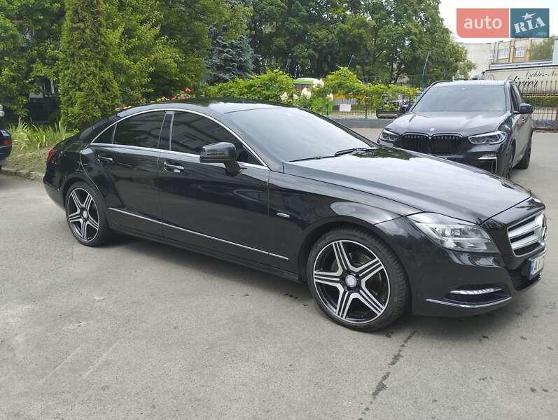 Mercedes-Benz CLS-Class 2011