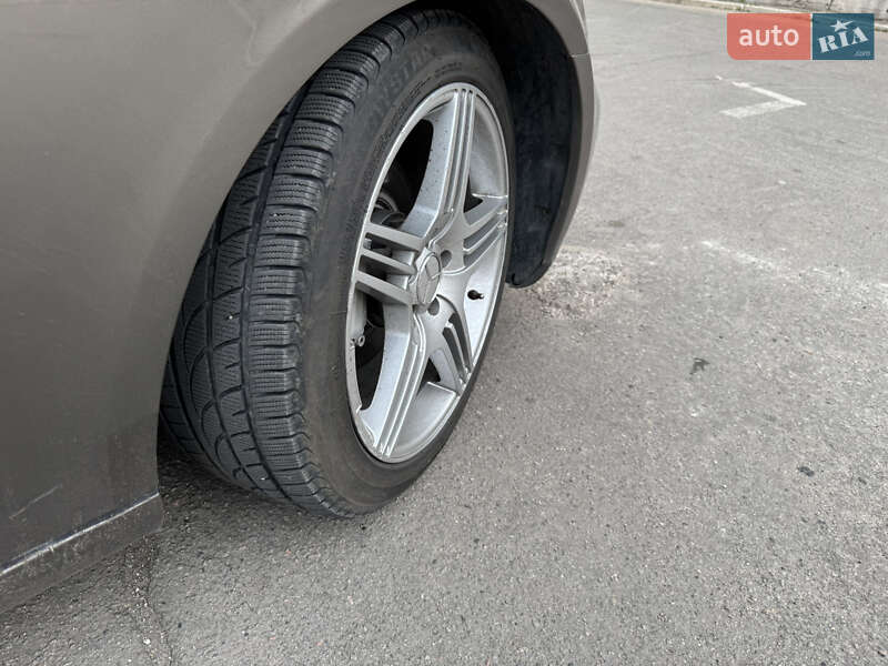 Купе Mercedes-Benz CLS-Class 2005 в Запоріжжі