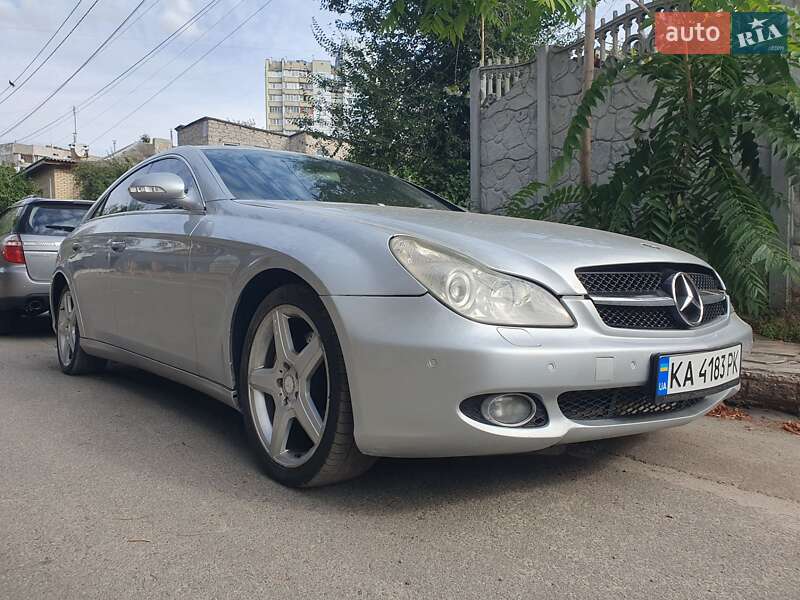 Mercedes-Benz CLS-Class 2005
