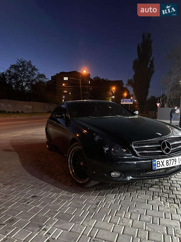 Купе Mercedes-Benz CLS-Class 2004 в Кам'янець-Подільському фото 2 Купе Mercedes-Benz CLS-Class 2004 в Кам'янець-Подільському