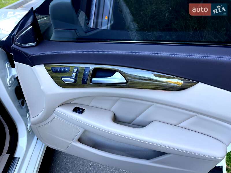 Седан Mercedes-Benz CLS-Class 2014 в Чернигове фото 16 Седан Mercedes-Benz CLS-Class 2014 в Чернигове