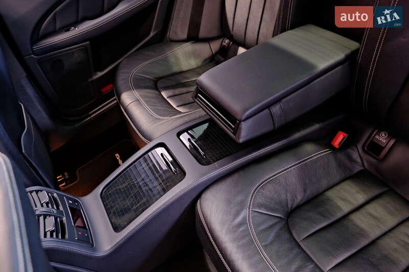 Седан Mercedes-Benz CLS-Class 2012 в Одессе