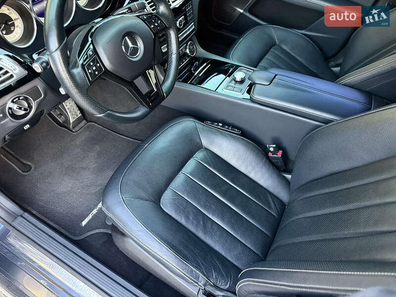 Седан Mercedes-Benz CLS-Class 2014 в Дубні