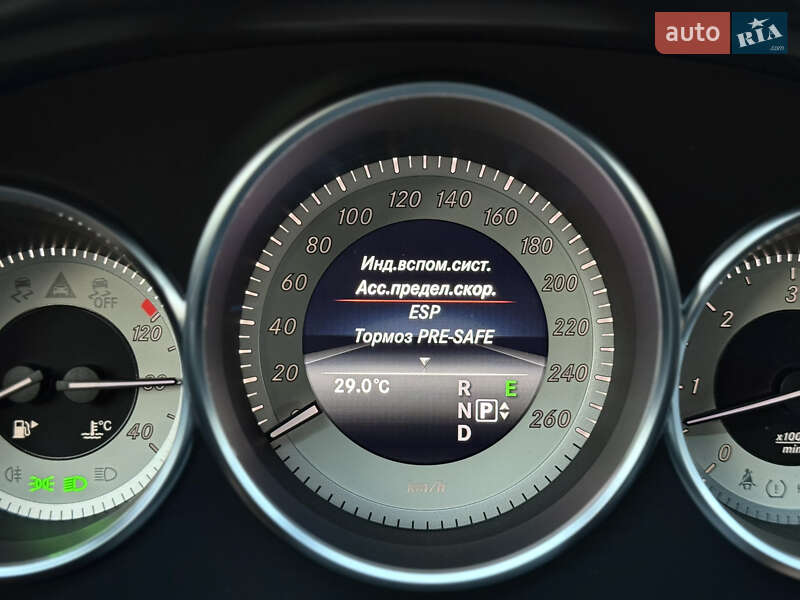 Седан Mercedes-Benz CLS-Class 2014 в Дубні
