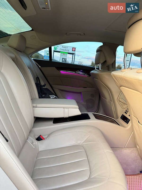 Седан Mercedes-Benz CLS-Class 2011 в Хусте