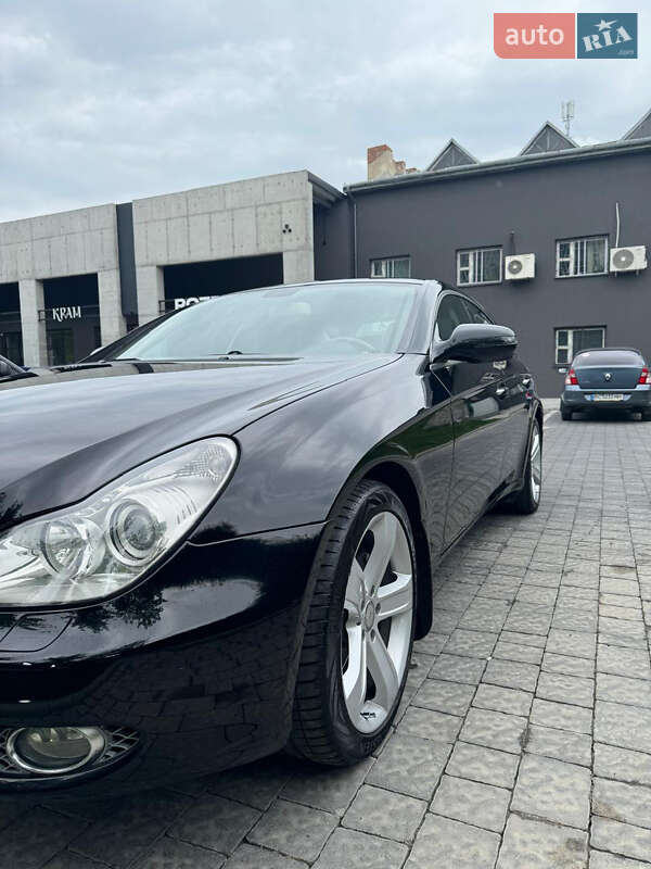 Купе Mercedes-Benz CLS-Class 2009 в Львові