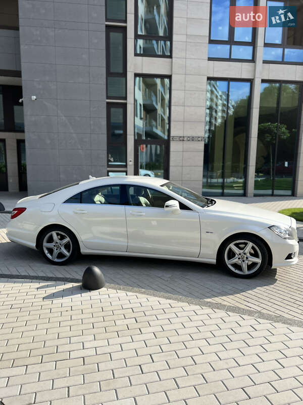 Седан Mercedes-Benz CLS-Class 2011 в Києві фото 6 Седан Mercedes-Benz CLS-Class 2011 в Києві