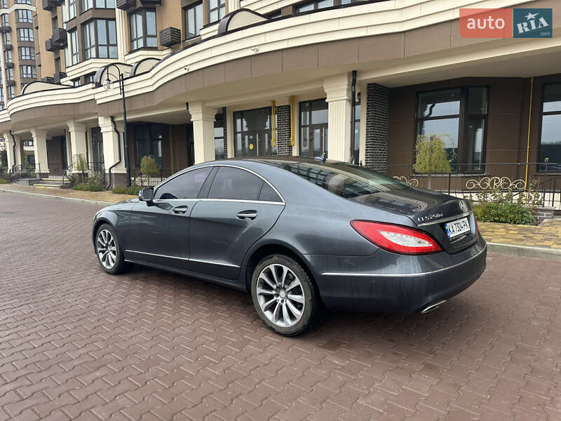 Седан Mercedes-Benz CLS-Class 2015 в Києві фото 20 Седан Mercedes-Benz CLS-Class 2015 в Києві