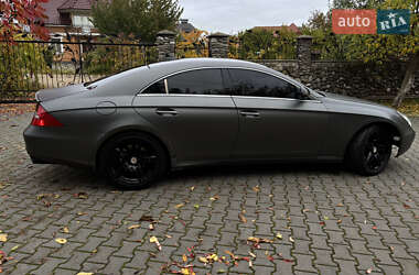 Купе Mercedes-Benz CLS-Class 2005 в  фото 3 Купе Mercedes-Benz CLS-Class 2005 в