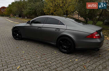 Купе Mercedes-Benz CLS-Class 2005 в  фото 8 Купе Mercedes-Benz CLS-Class 2005 в