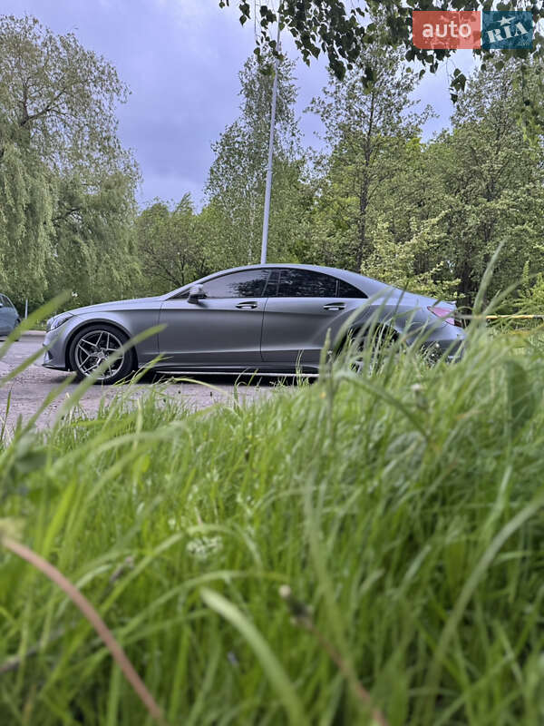 Седан Mercedes-Benz CLS-Class 2016 в Ровно фото 80 Седан Mercedes-Benz CLS-Class 2016 в Ровно