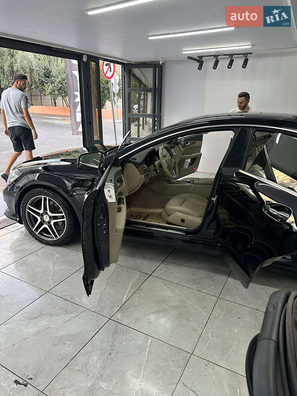 Седан Mercedes-Benz CLS-Class 2012 в Києві