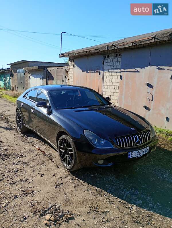 Mercedes-Benz CLS-Class 2004
