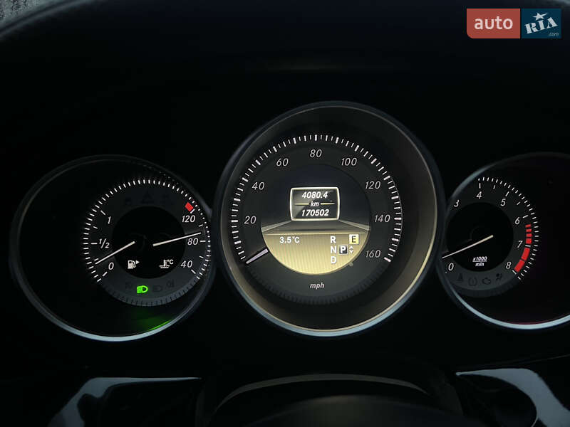 Седан Mercedes-Benz CLS-Class 2011 в Києві фото 16 Седан Mercedes-Benz CLS-Class 2011 в Києві