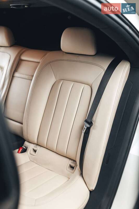 Седан Mercedes-Benz CLS-Class 2011 в Днепре