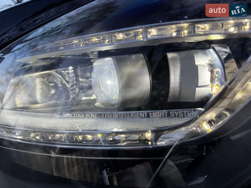 Седан Mercedes-Benz CLS-Class 2012 в Киеве фото 12 Седан Mercedes-Benz CLS-Class 2012 в Киеве
