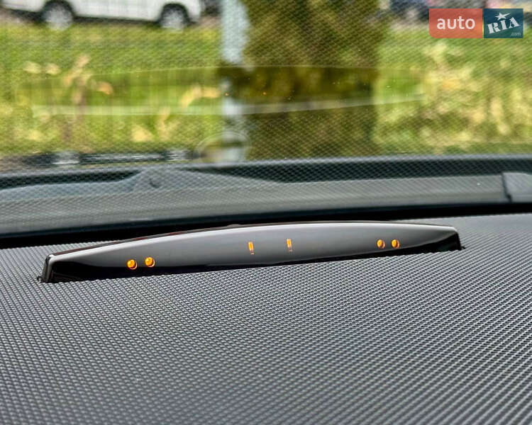 Седан Mercedes-Benz CLS-Class 2013 в Киеве фото 26 Седан Mercedes-Benz CLS-Class 2013 в Киеве