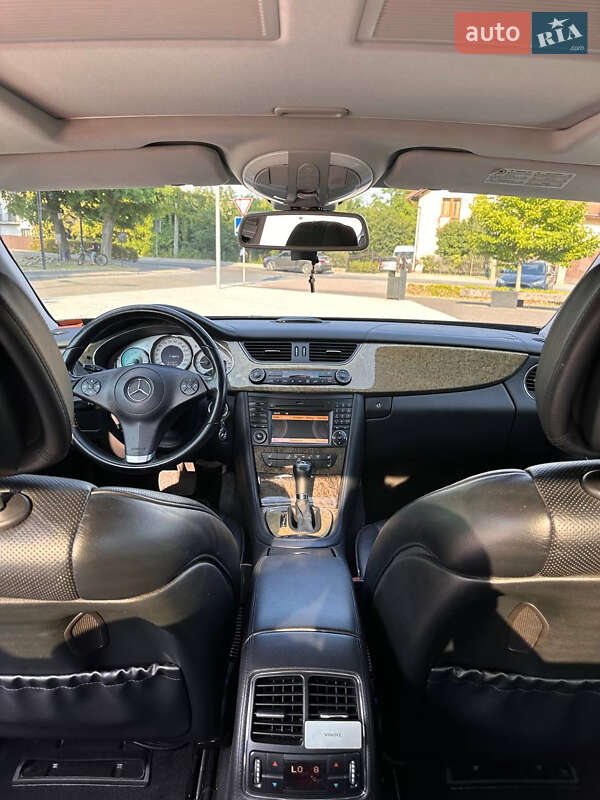 Купе Mercedes-Benz CLS-Class 2010 в Львові