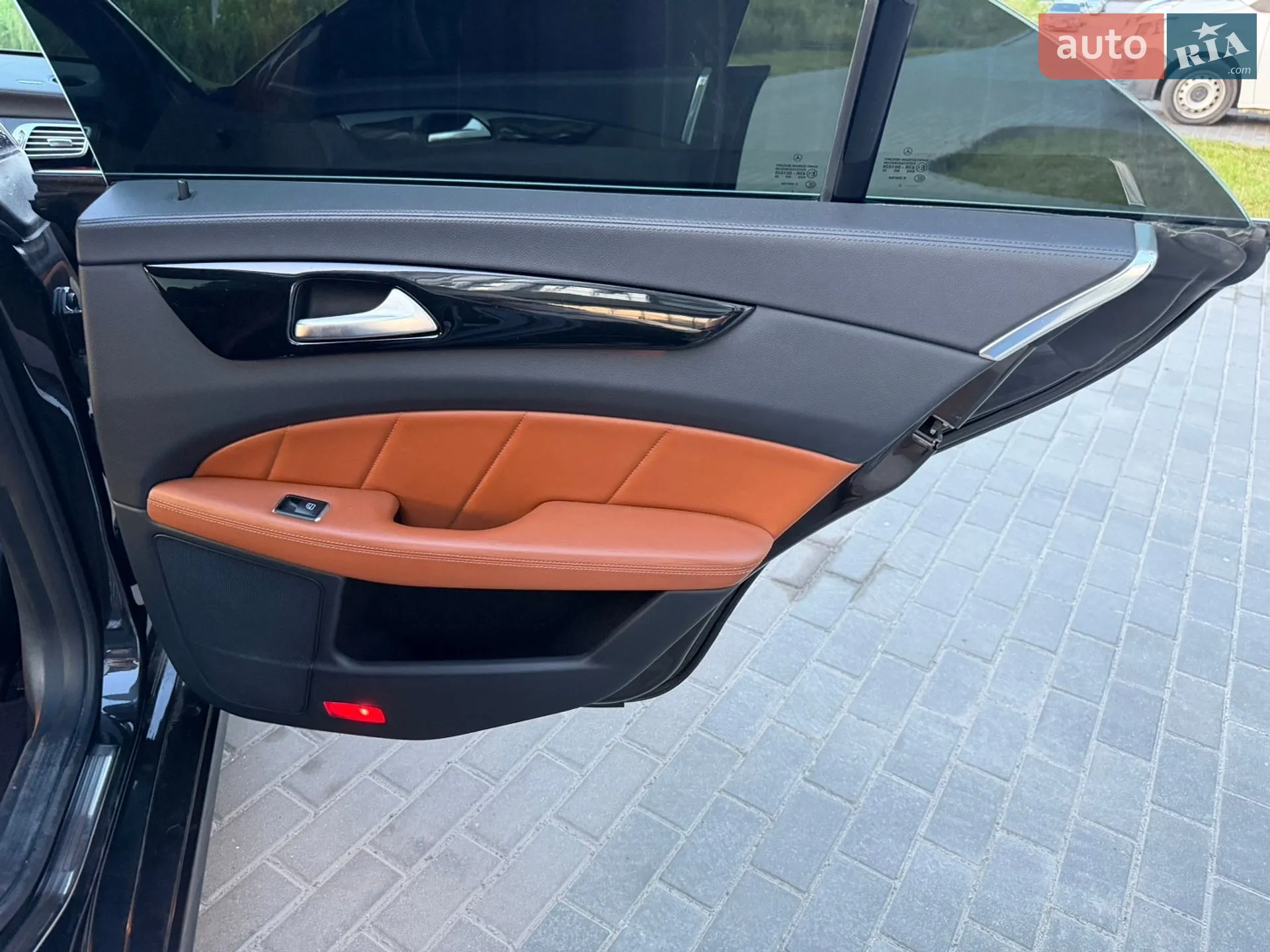 2012 Mercedes-Benz CLS-klasse - мініатюра 32