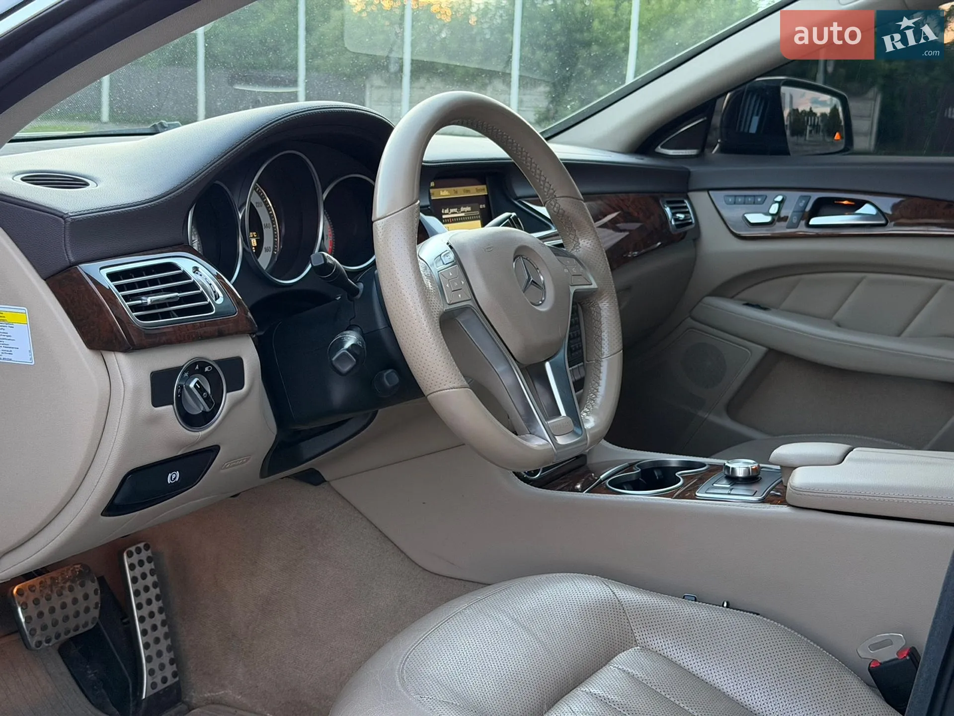 2011 Mercedes-Benz CLS-klasse - мініатюра 36