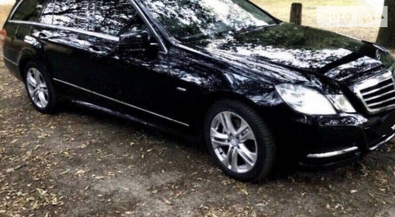 Mercedes-Benz E 220 I
