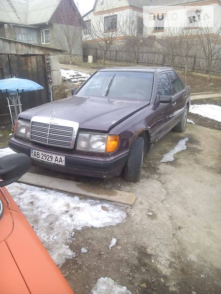 Mercedes-Benz E 300 124