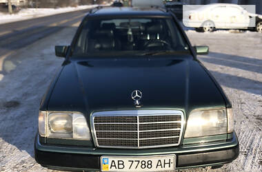 Унiверсал Mercedes-Benz E 300 1991 в Борисполі
