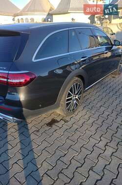 Универсал Mercedes-Benz E-Class All Terrain 2021 в 
