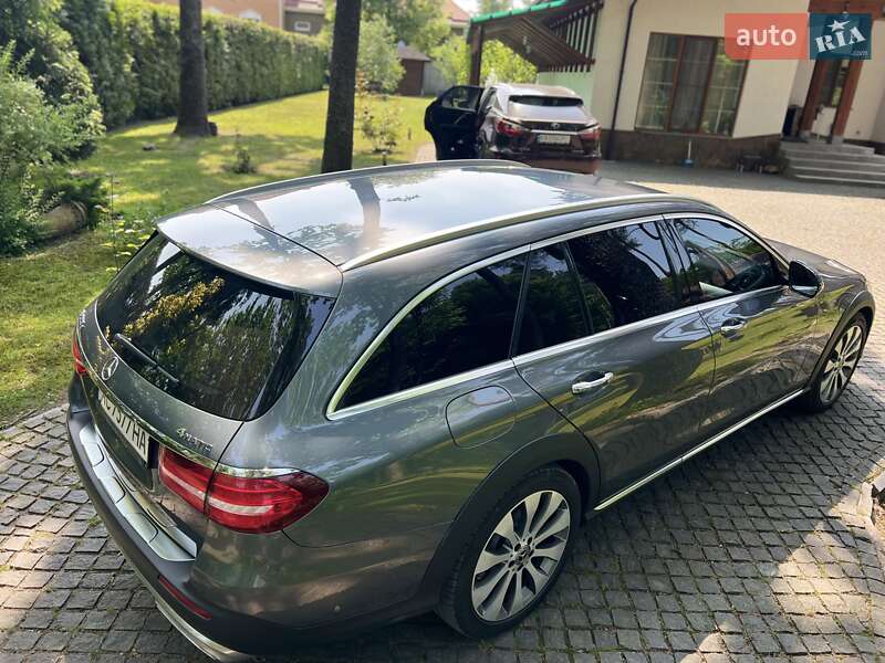 Універсал Mercedes-Benz E-Class All Terrain 2017 в Києві