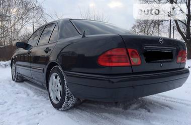  Mercedes-Benz E-Class 1996 в Запорожье